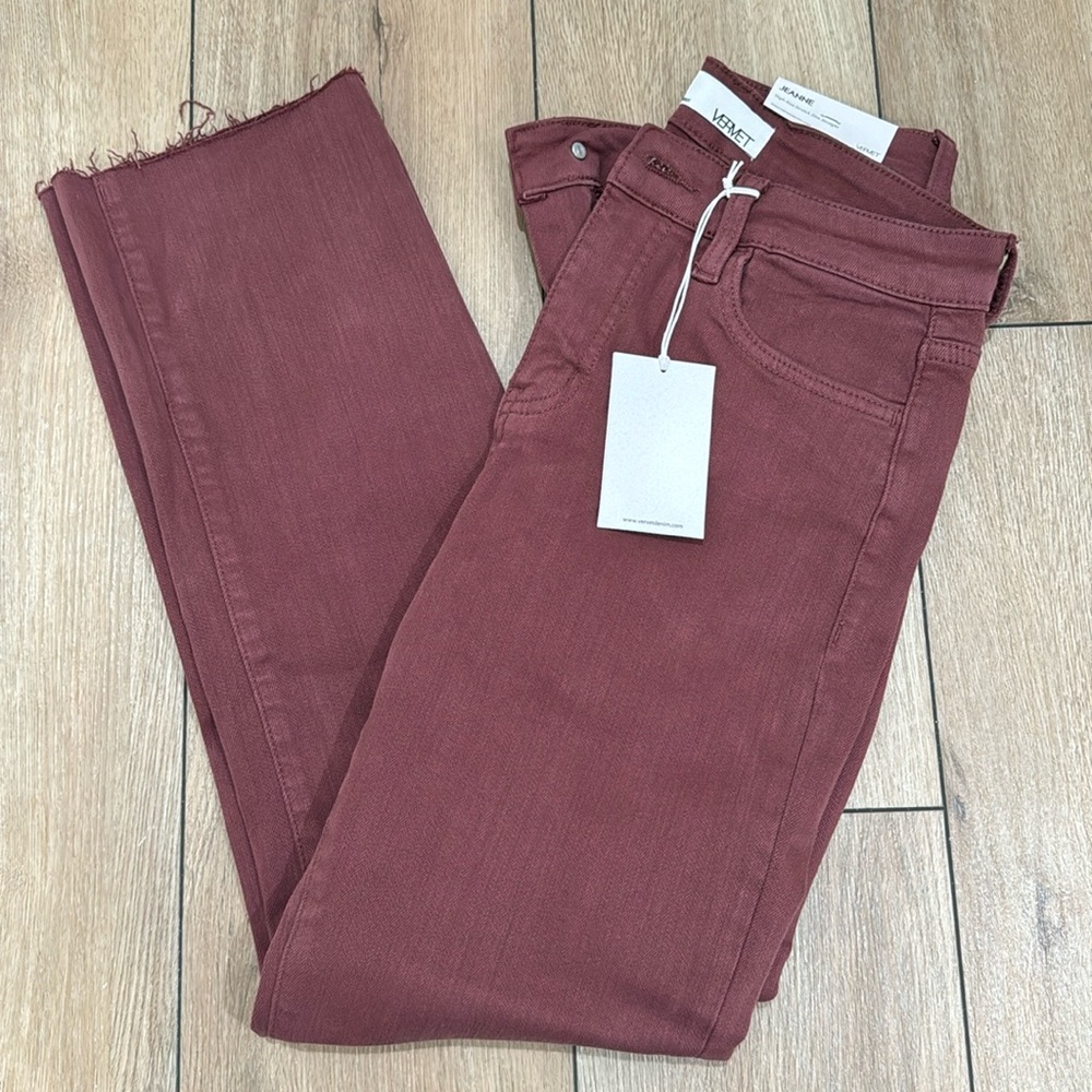 Vervet Slim Straight Jeans
